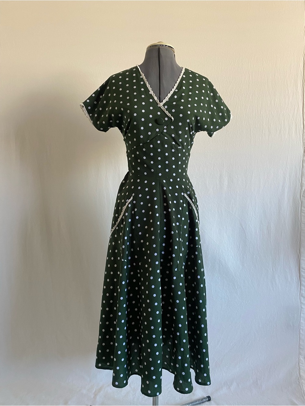 Unique Vintage Green Polka Dot Lace Trim Midi Dress XS Retro